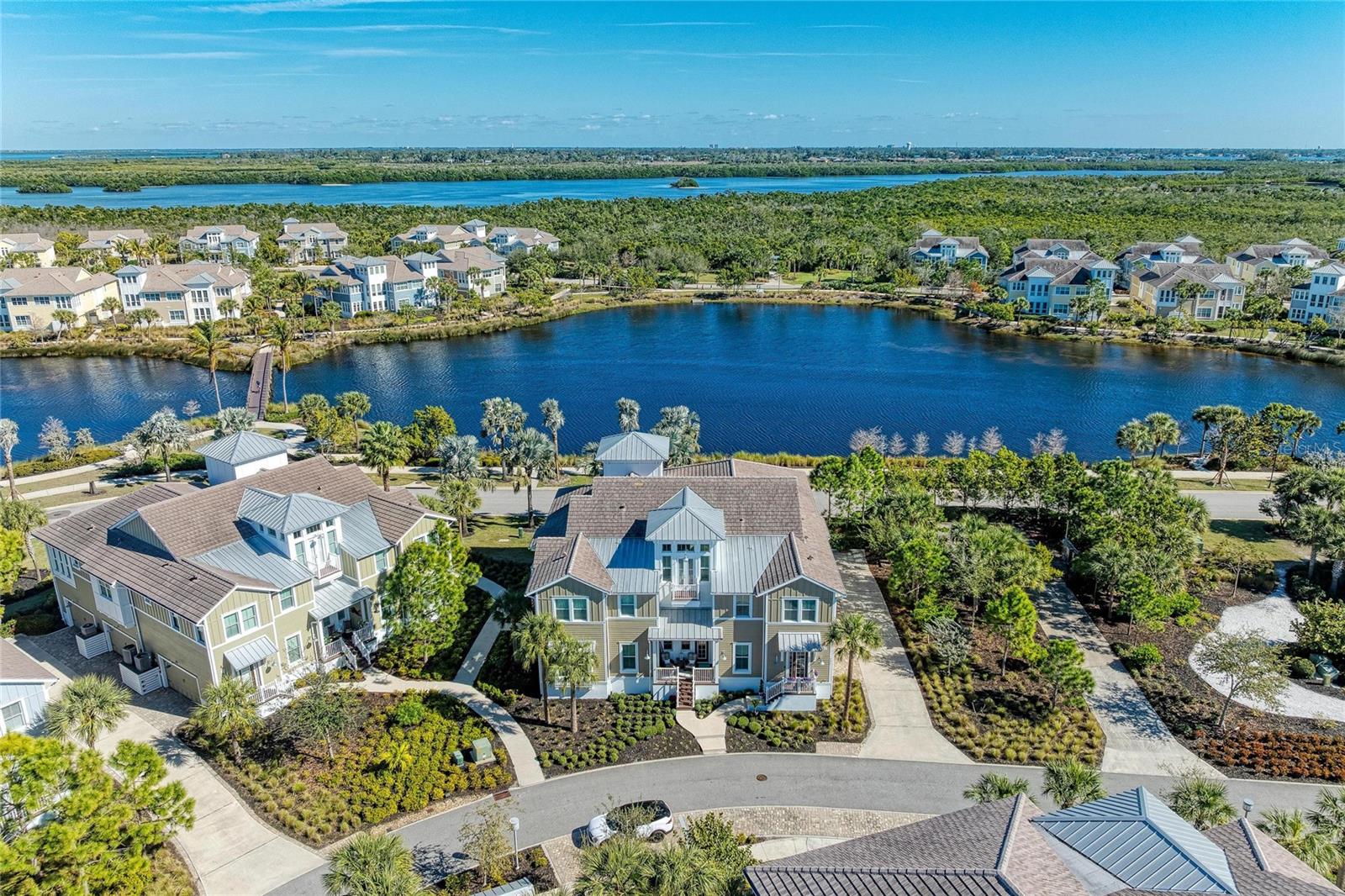 EDGEWATER WALK II ON HARBOUR ISLE - Residential