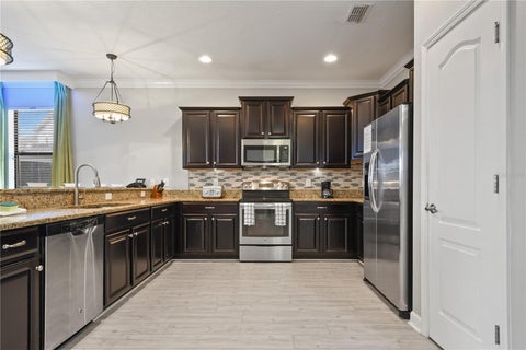 1415 Moon Valley Drive, Davenport, FL 33896