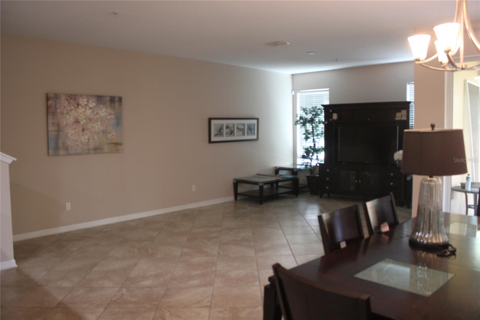 OASIS COVE II/LAKESIDE VILLAGE PH - Residential Lease