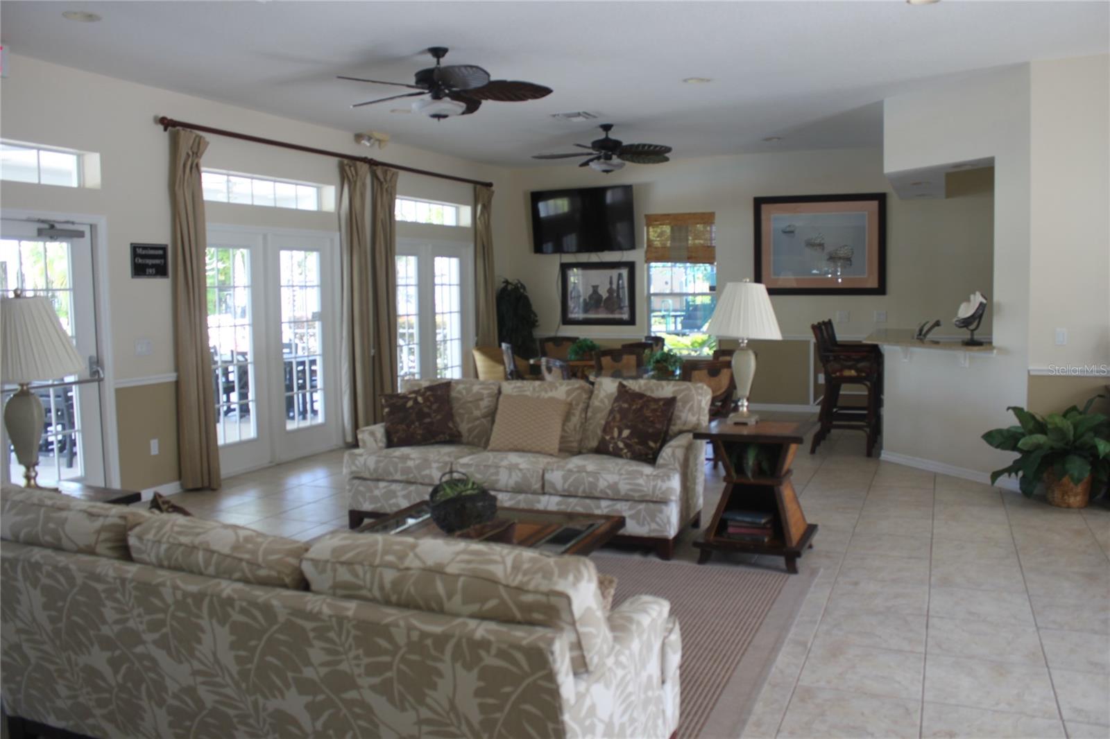 OASIS COVE II/LAKESIDE VILLAGE PH - Residential Lease