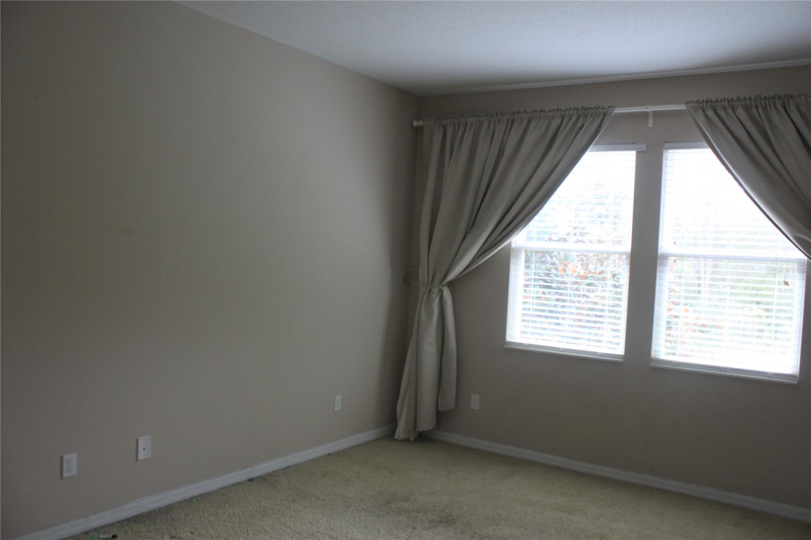 OASIS COVE II/LAKESIDE VILLAGE PH - Residential Lease