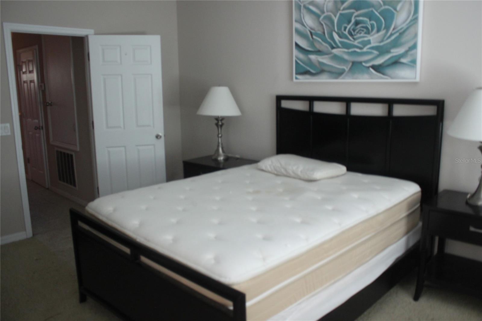 OASIS COVE II/LAKESIDE VILLAGE PH - Residential Lease