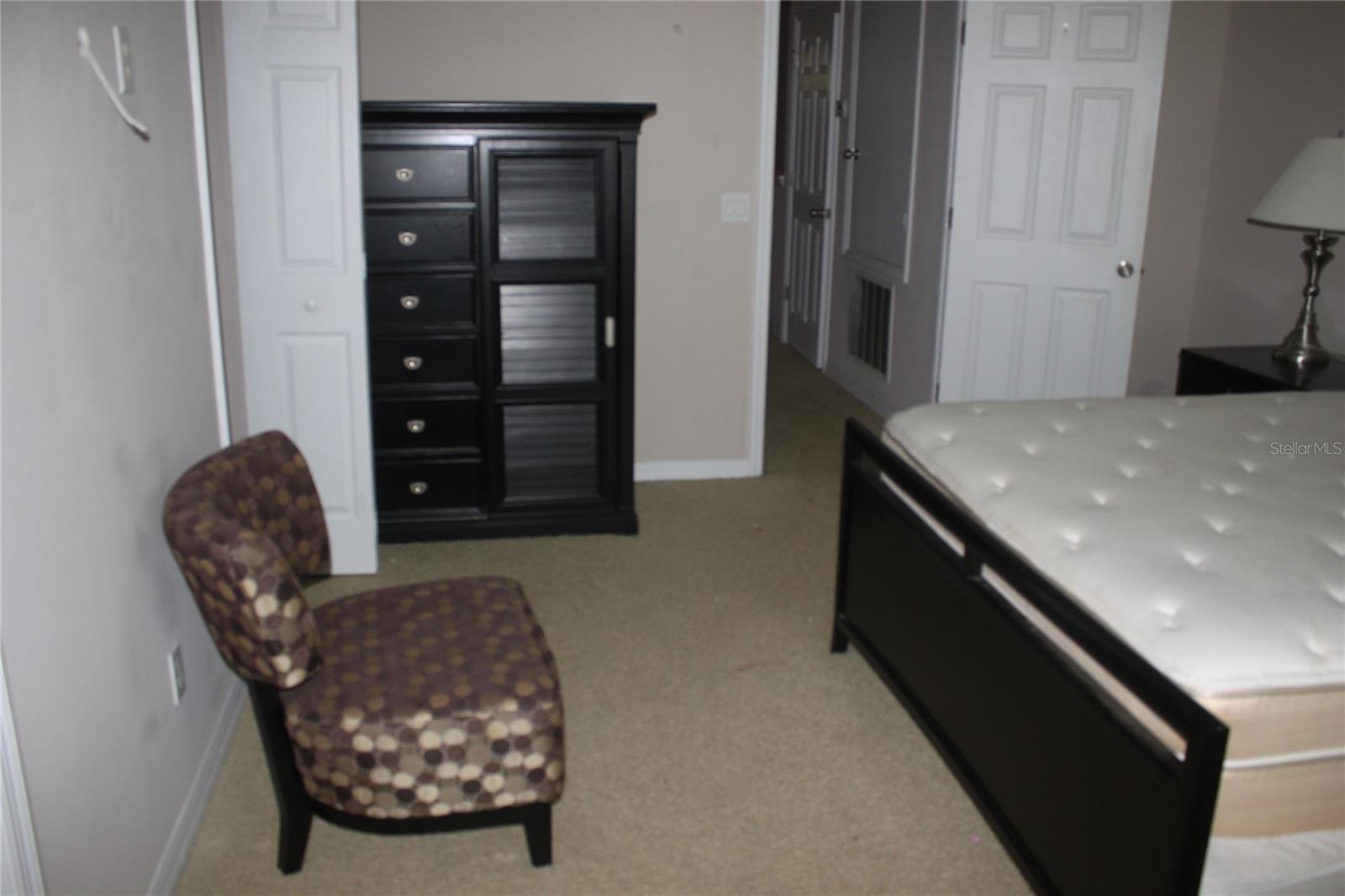 OASIS COVE II/LAKESIDE VILLAGE PH - Residential Lease