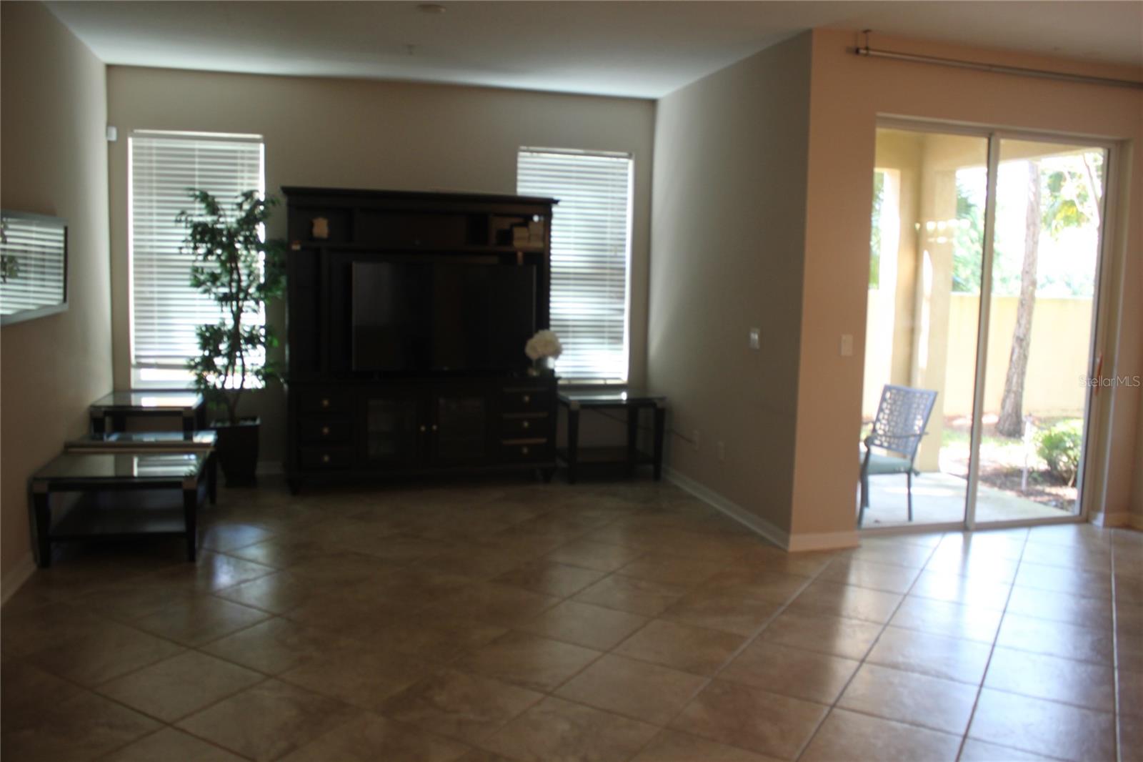 OASIS COVE II/LAKESIDE VILLAGE PH - Residential Lease