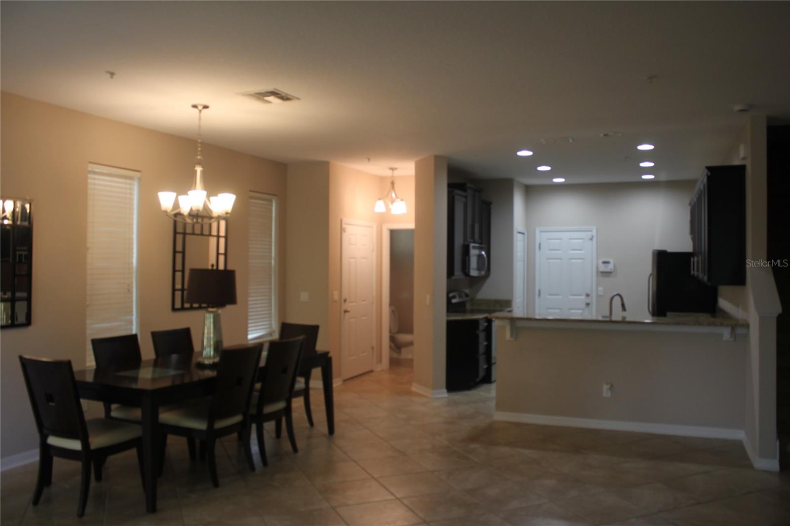 OASIS COVE II/LAKESIDE VILLAGE PH - Residential Lease