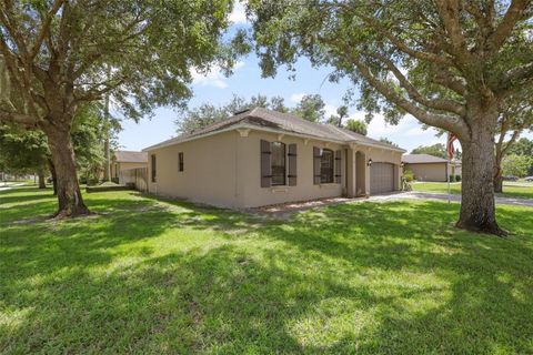 A home in DELAND