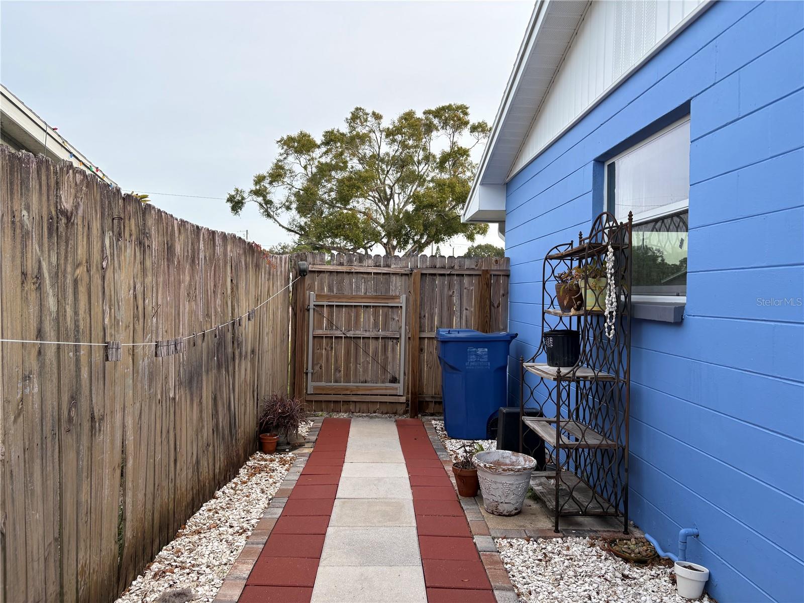 CHATHAM PARK - Residential