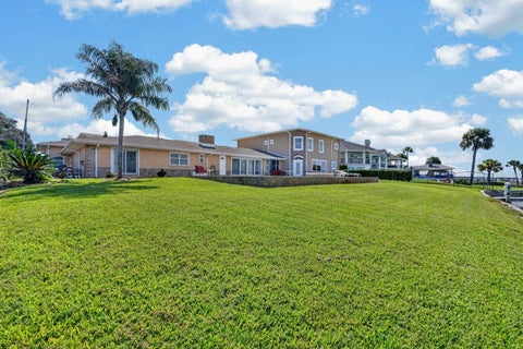 14 Granville Circle, Daytona Beach, FL 32118