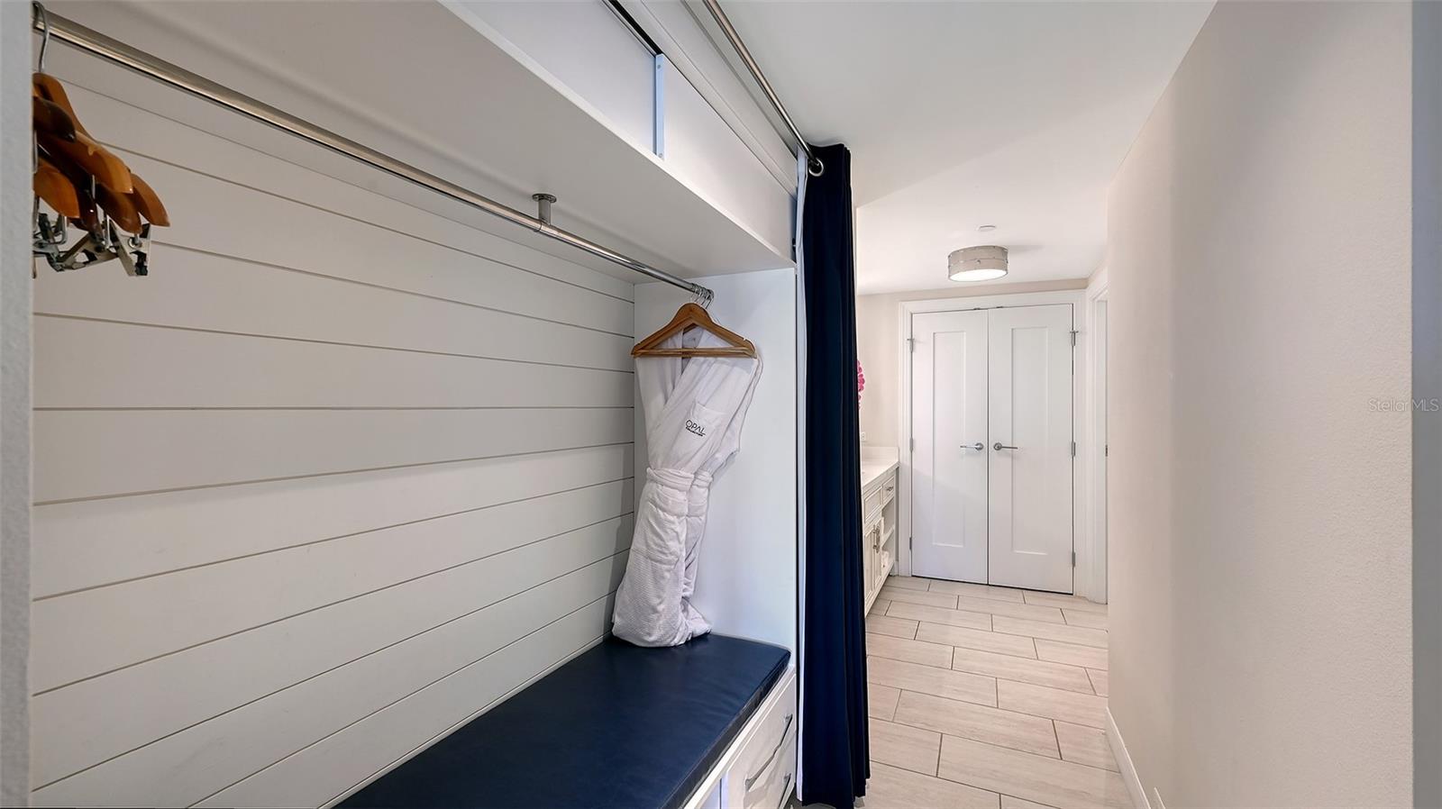 INN ON THE BEACH PH II - Residential