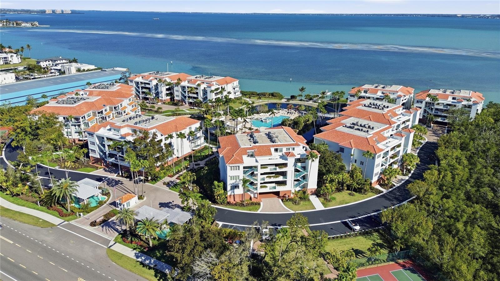 TANGERINE BAY CLUB - Residential