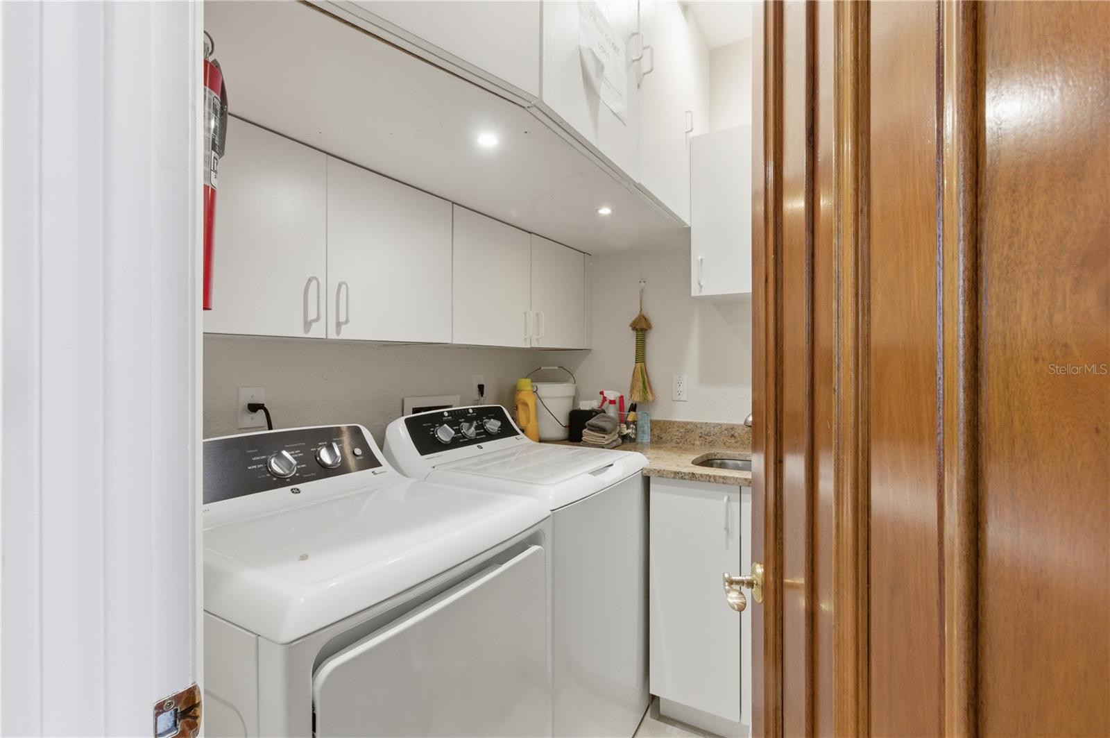 TANGERINE BAY CLUB - Residential