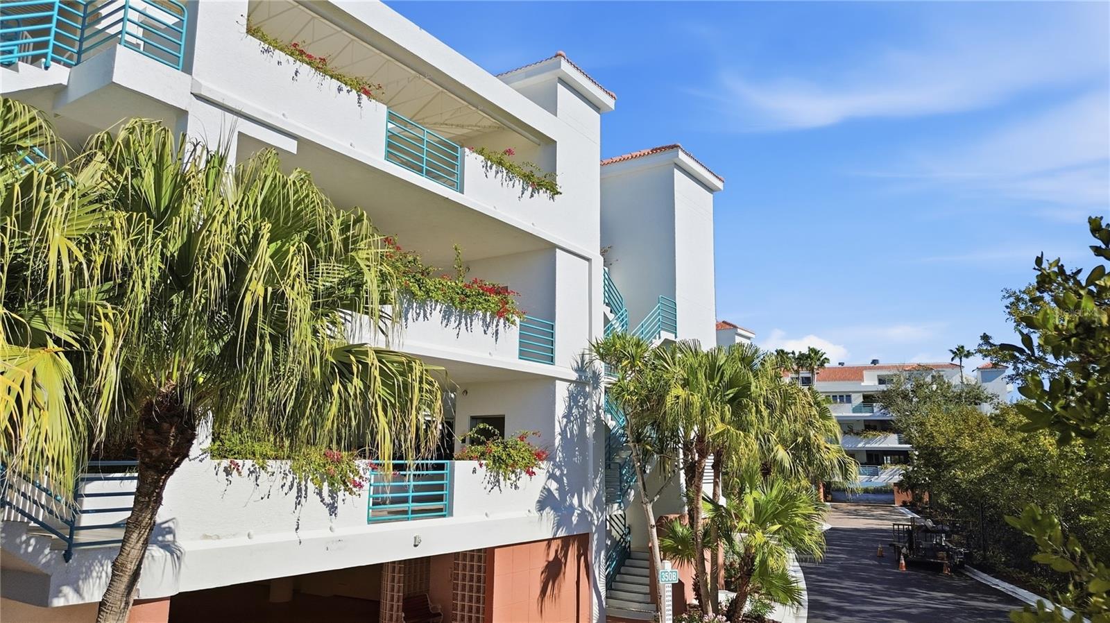 TANGERINE BAY CLUB - Residential