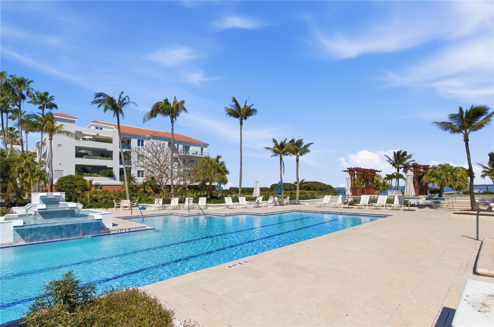 TANGERINE BAY CLUB - Residential