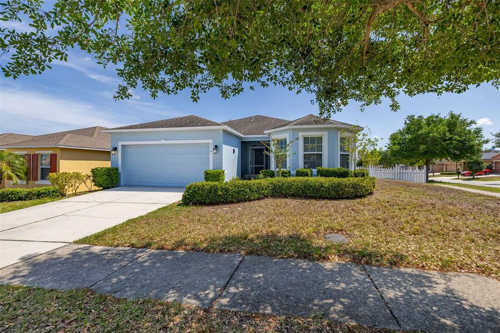 Photo of 6018 Fallglow Lane, Haines City, FL 33844 (MLS # S5143557)