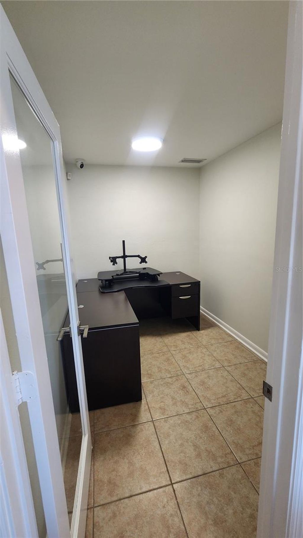 Photo of 5113 Memorial Highway, Tampa, FL 33634 (MLS # TB8457969)