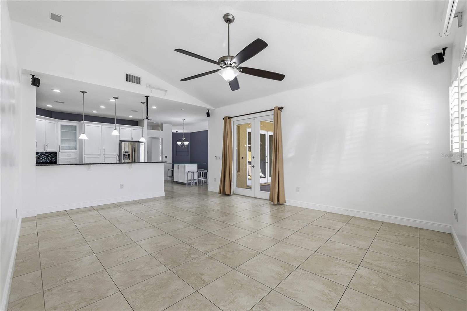 BLOOMINGDALE SEC AA GG UNIT 1 - Residential