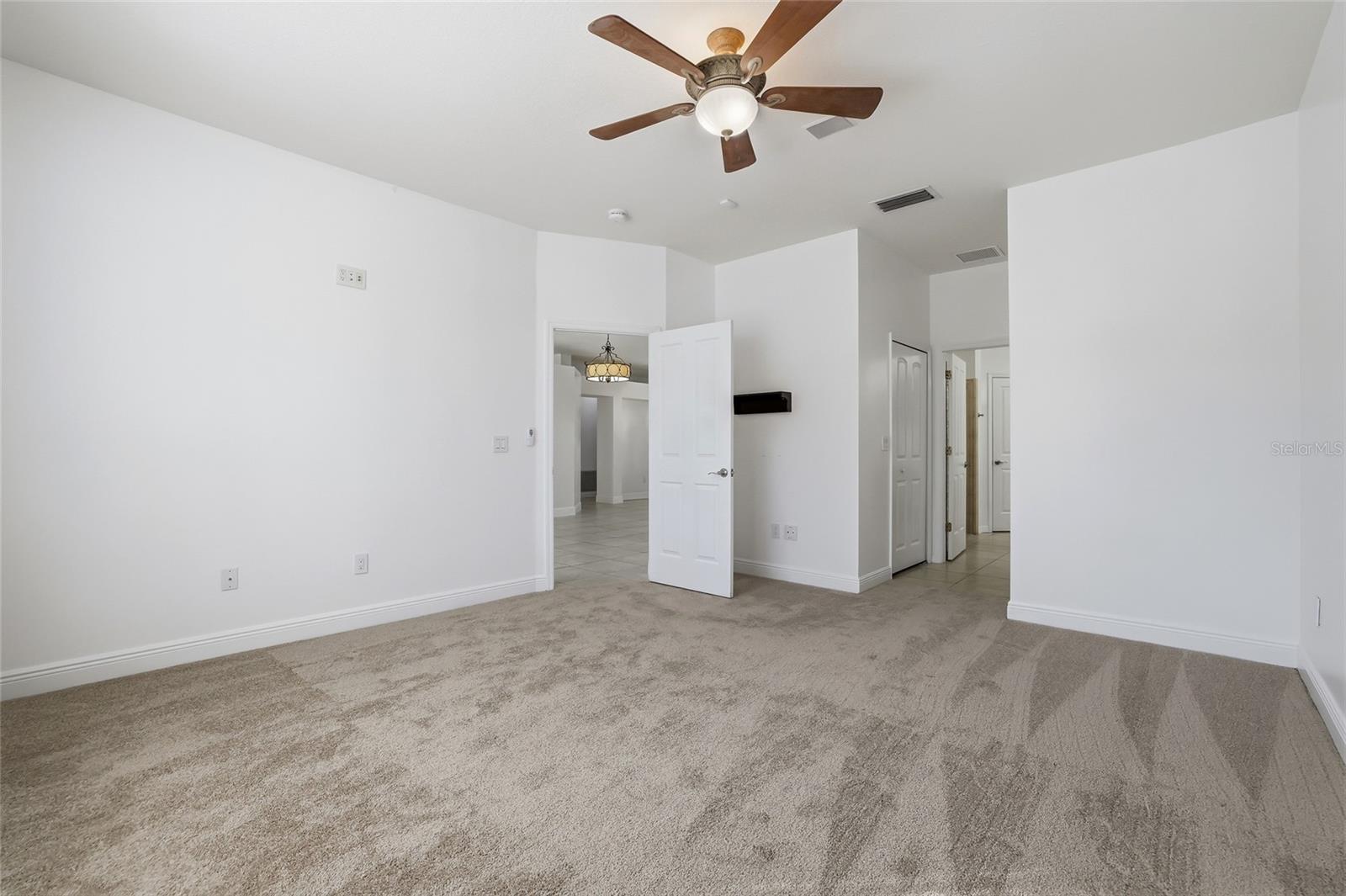 BLOOMINGDALE SEC AA GG UNIT 1 - Residential