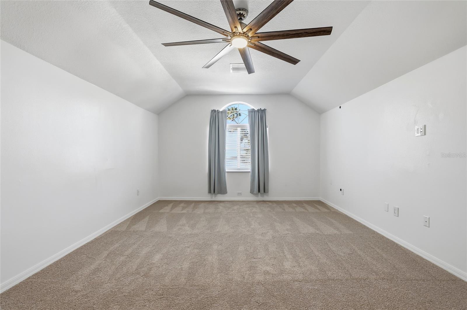 BLOOMINGDALE SEC AA GG UNIT 1 - Residential