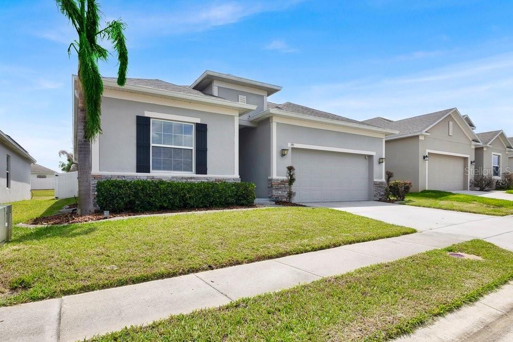 391 PINECREST LOOP