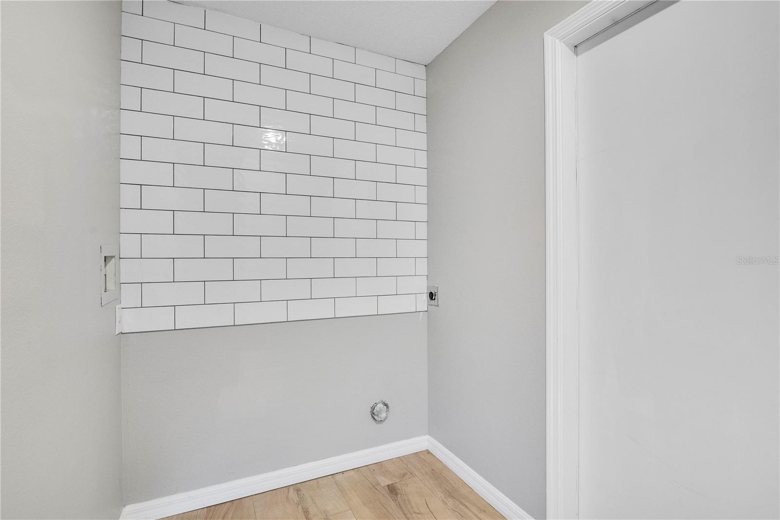 MINNEOLA OAK VALLEY PH 04B LT 206 - Residential