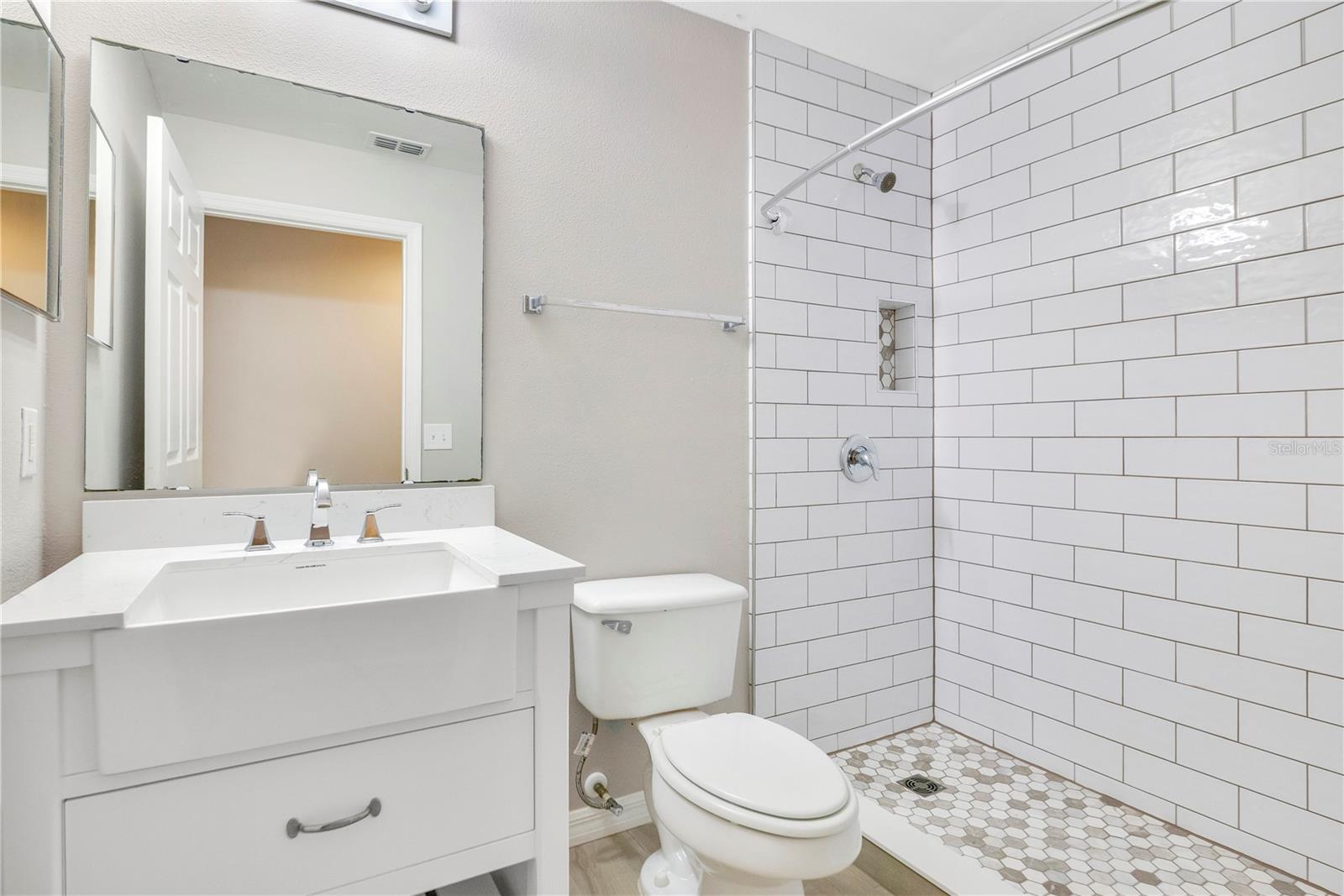 MINNEOLA OAK VALLEY PH 04B LT 206 - Residential