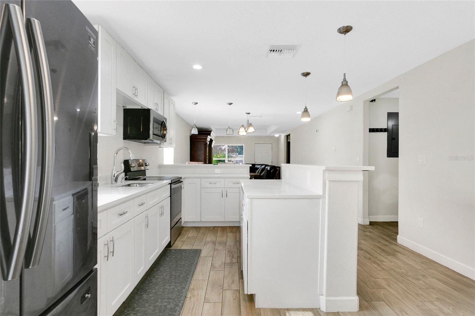 WASHINGTON GARDENS - Residential
