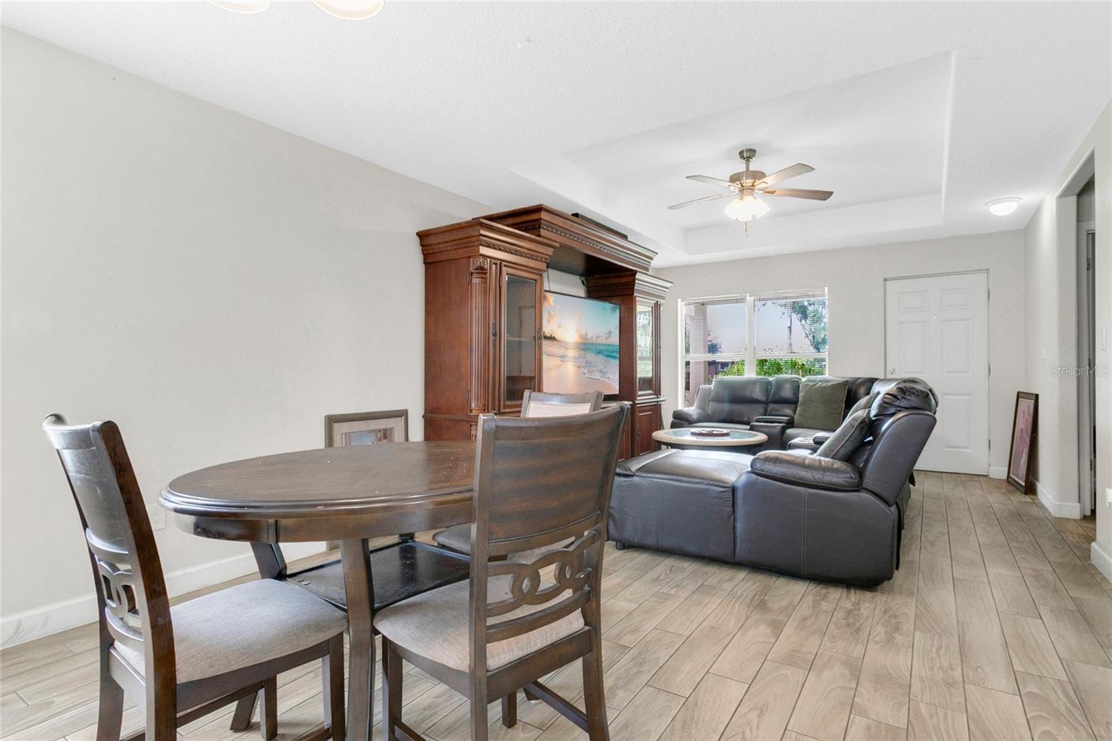WASHINGTON GARDENS - Residential