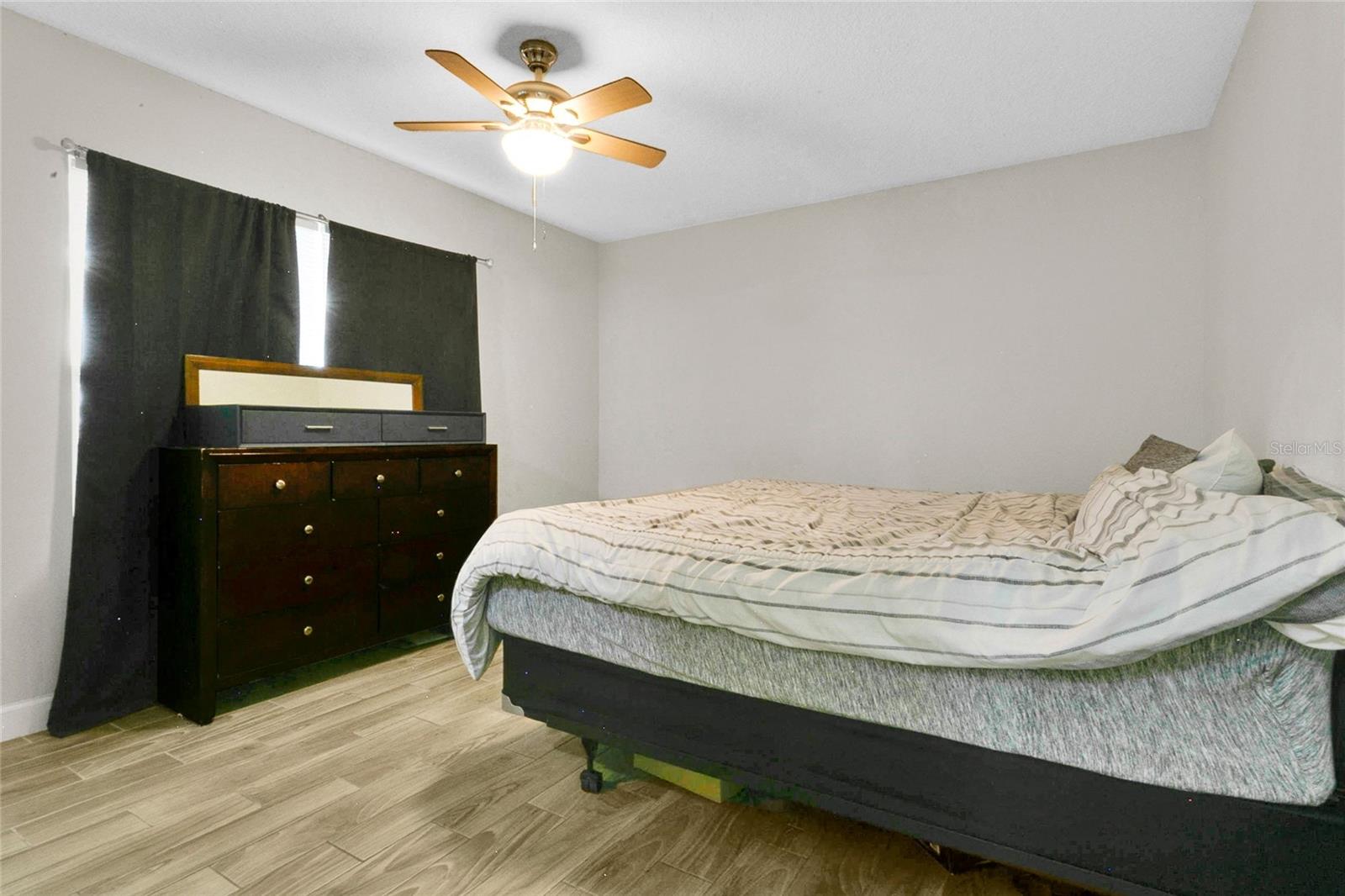WASHINGTON GARDENS - Residential