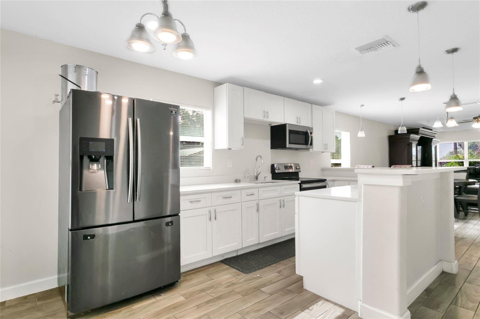 WASHINGTON GARDENS - Residential