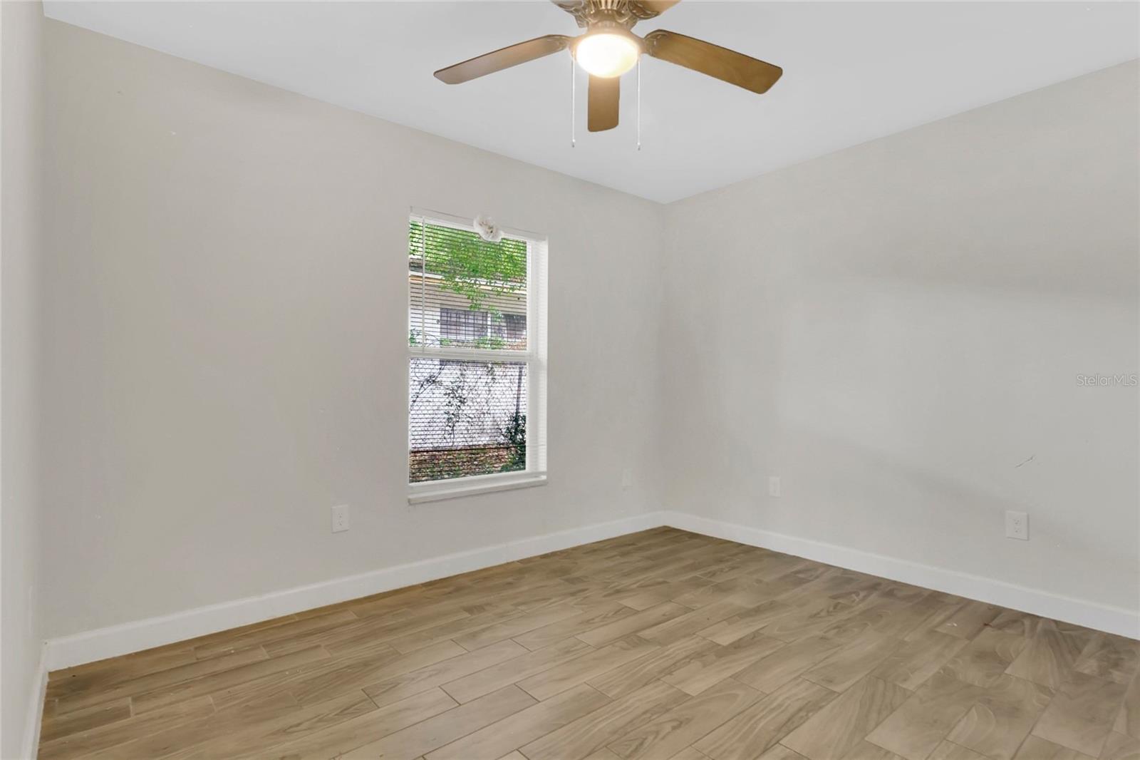 WASHINGTON GARDENS - Residential