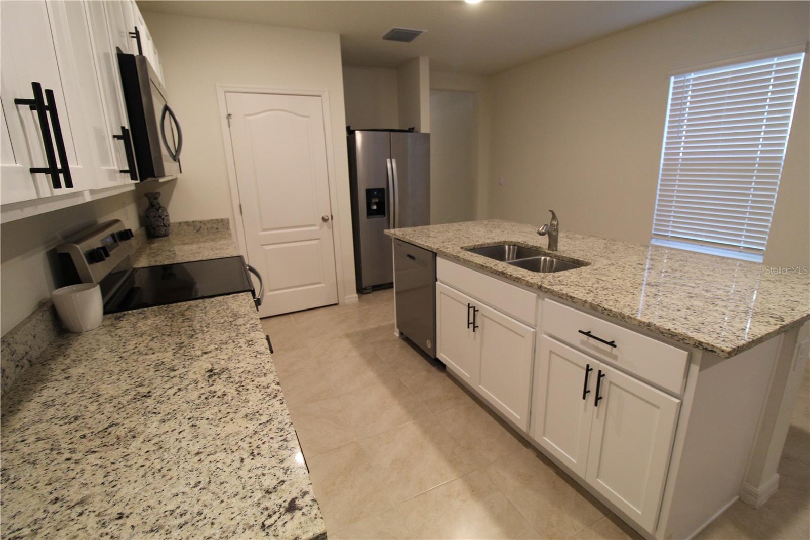 PELHAM PARK PH 3 - Residential