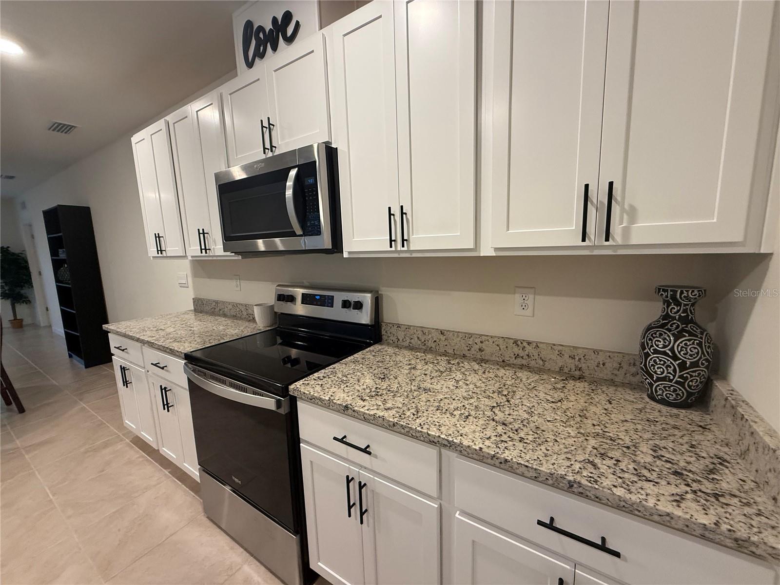 PELHAM PARK PH 3 - Residential