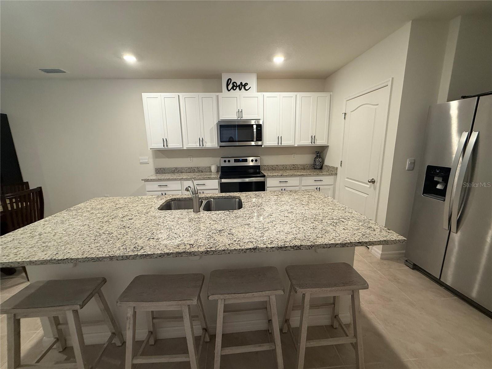 PELHAM PARK PH 3 - Residential