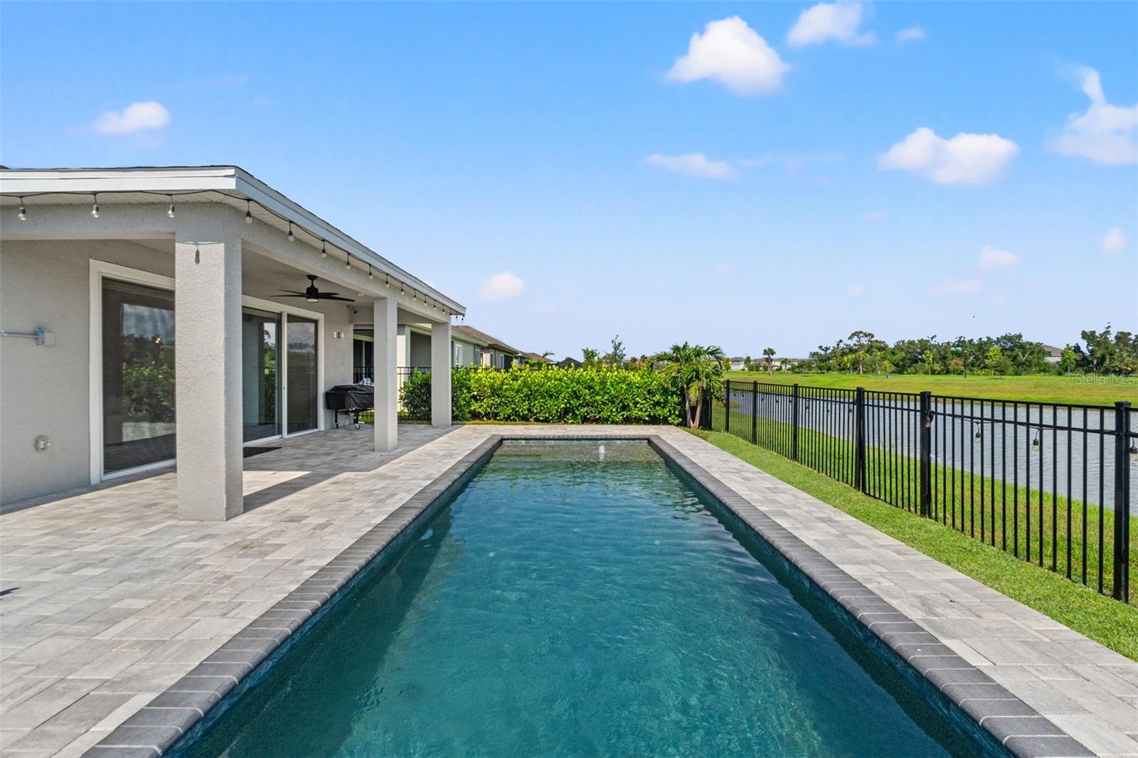 6123 GOLDEN NETTLE DRIVE