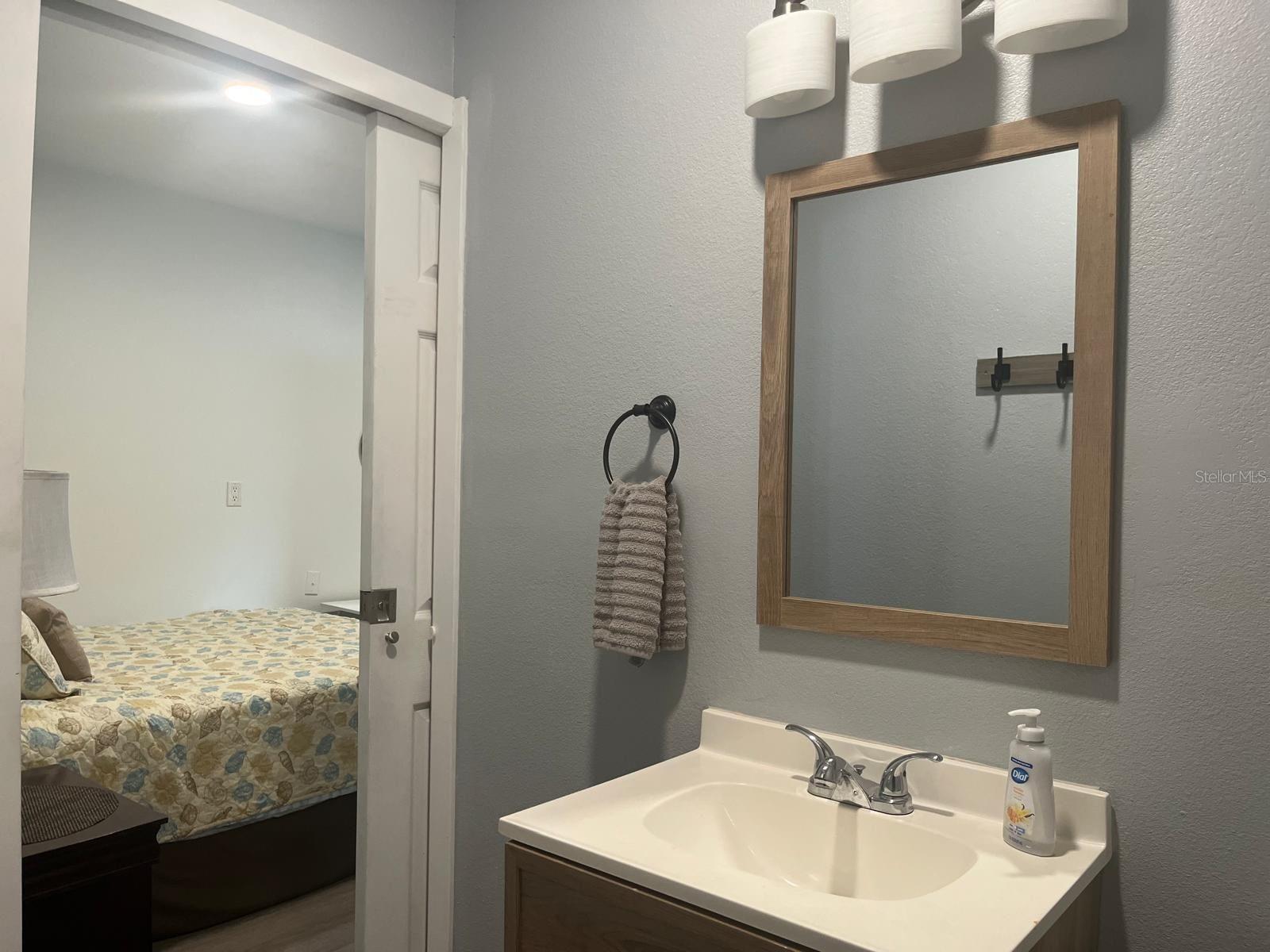 BECCA TRACE - Residential Lease