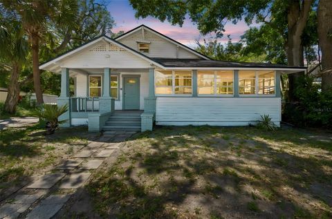 Photo of 1002 23rd Street W, Bradenton, FL 34205 (MLS # TB8502279)