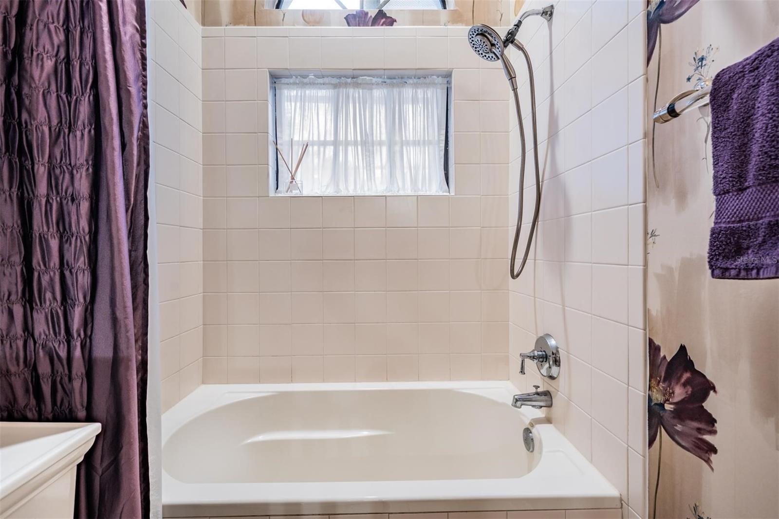 CROSS CREEK UNIT 1 - Residential