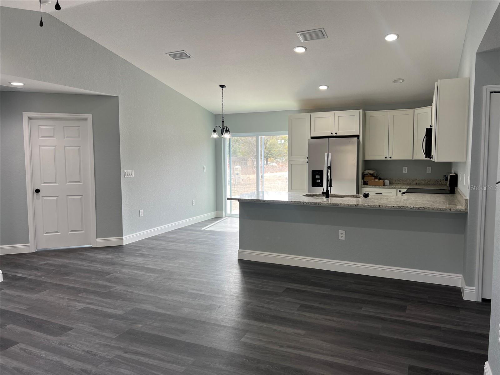 MARION OAKS UN ELEVEN - Residential