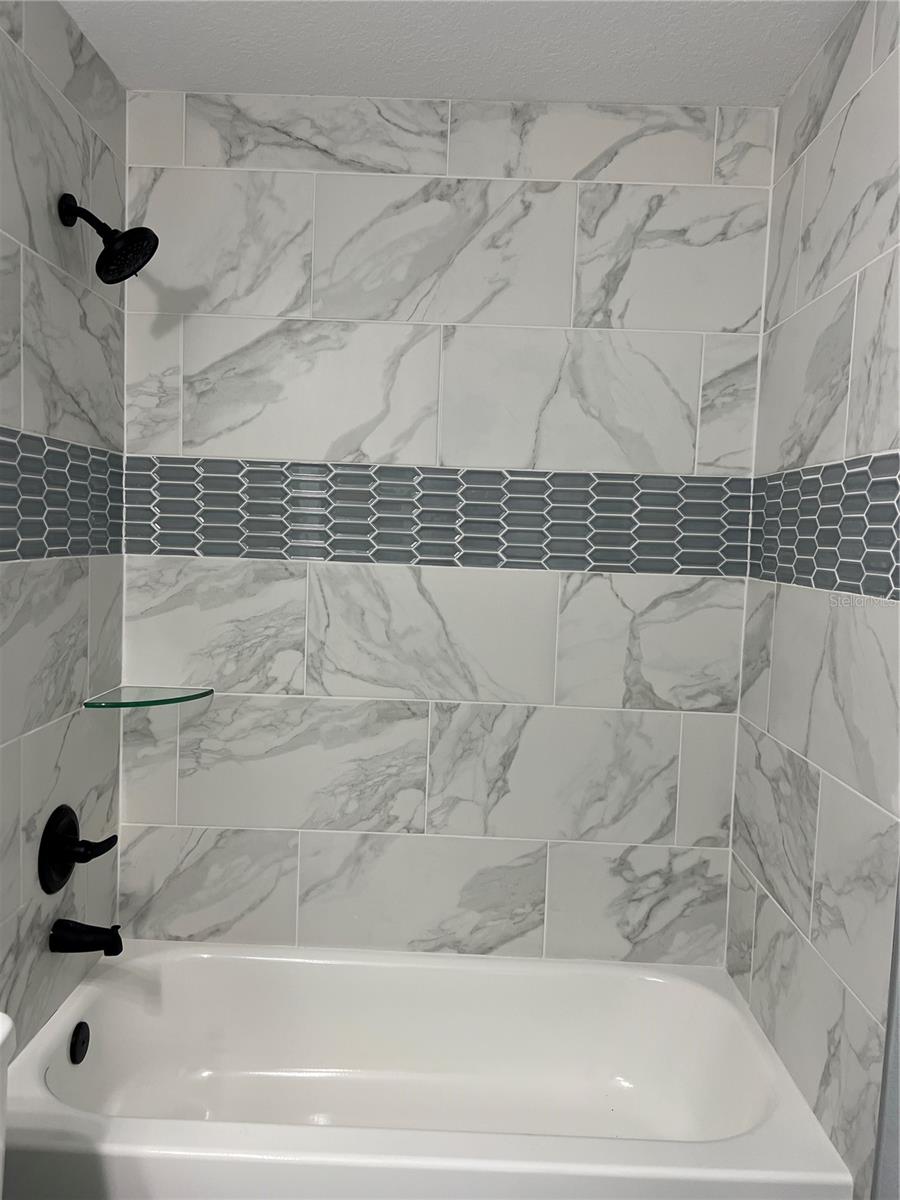 MARION OAKS UN ELEVEN - Residential