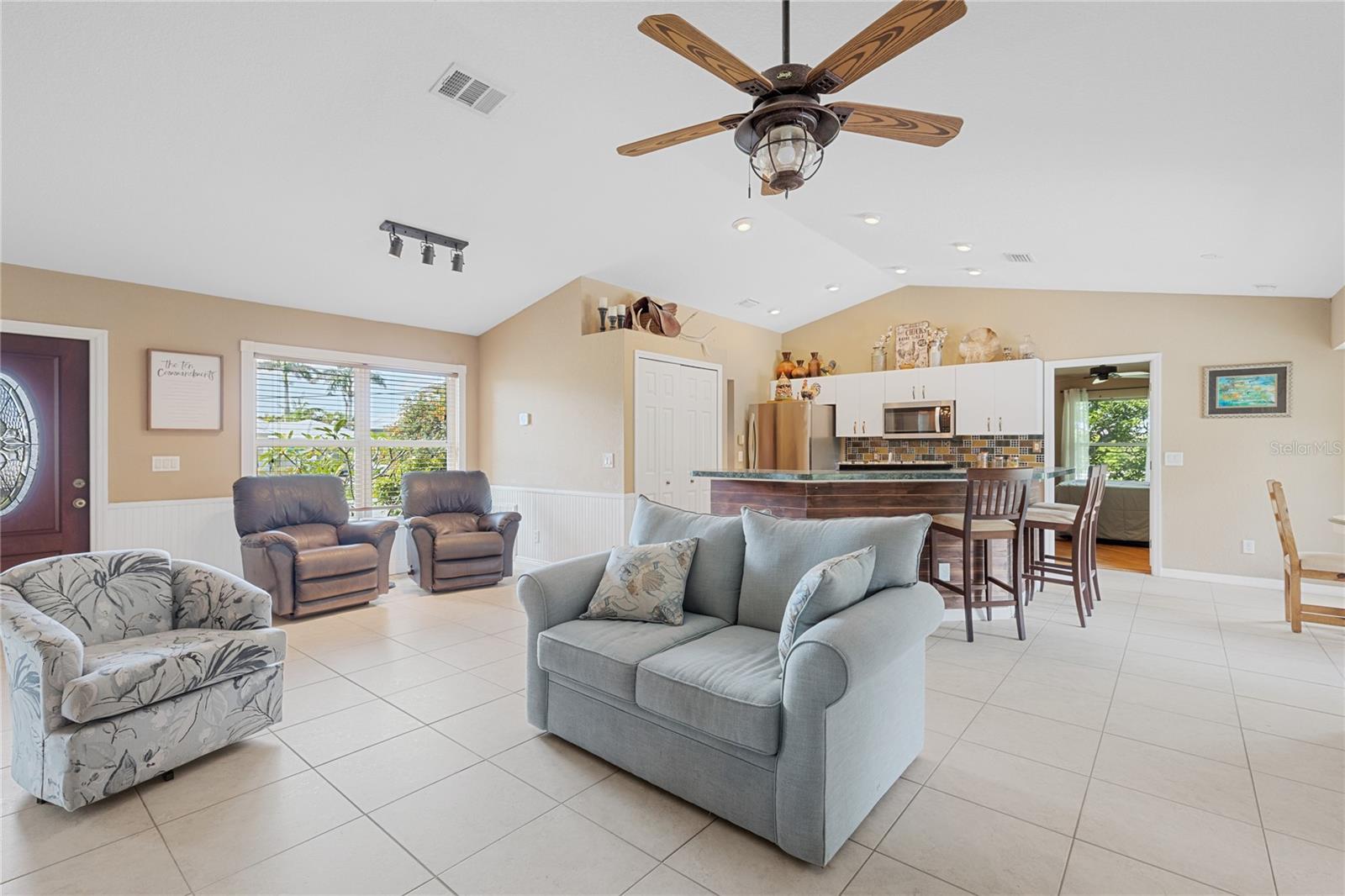 PIRATE HARBOR - Residential