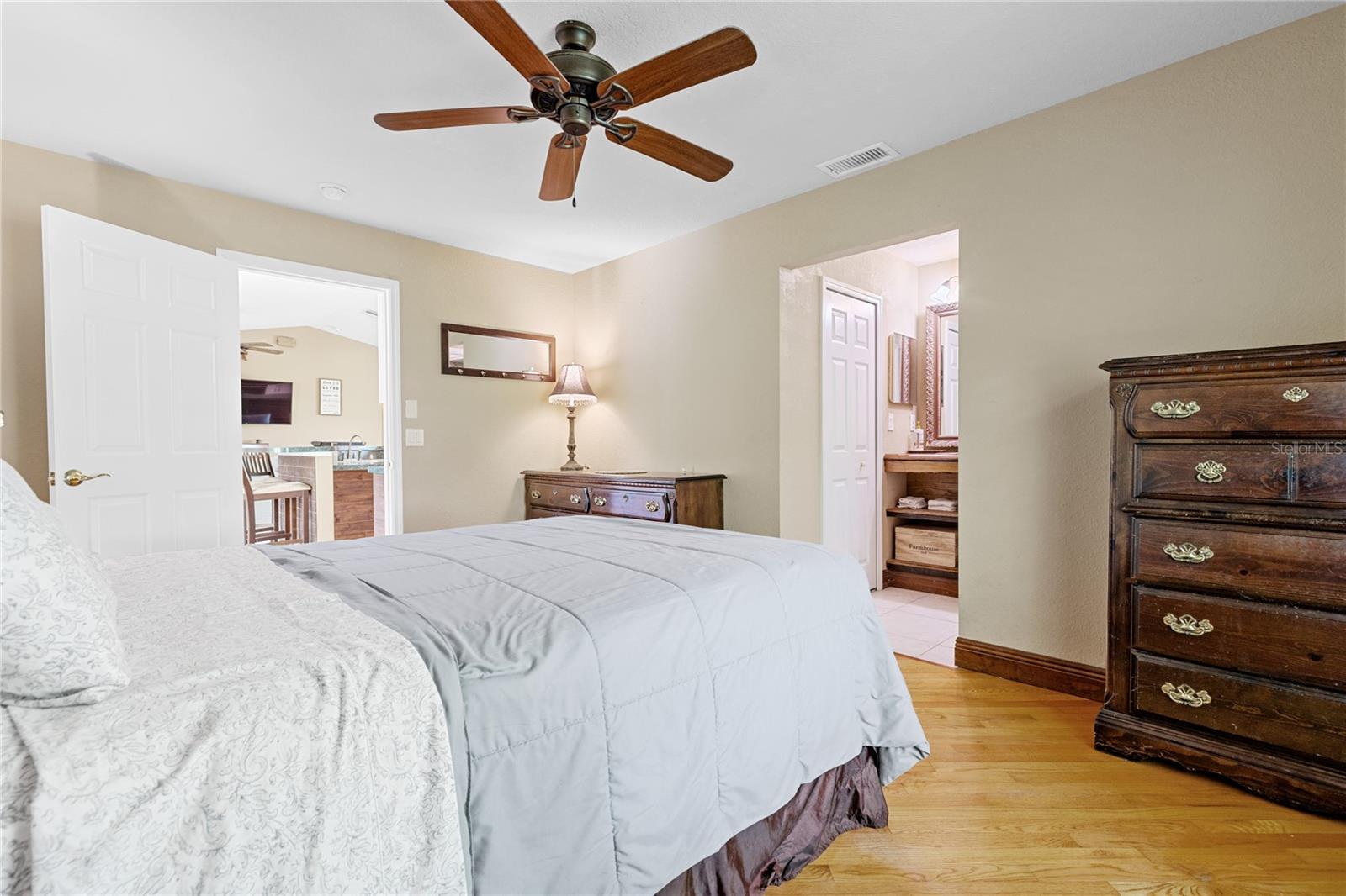 PIRATE HARBOR - Residential