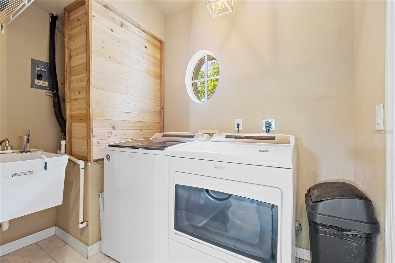 PIRATE HARBOR - Residential