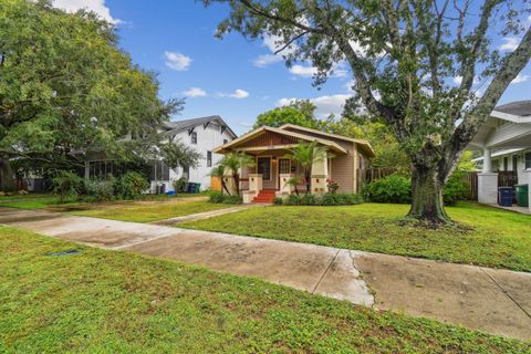 A home in TAMPA