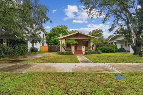 A home in TAMPA