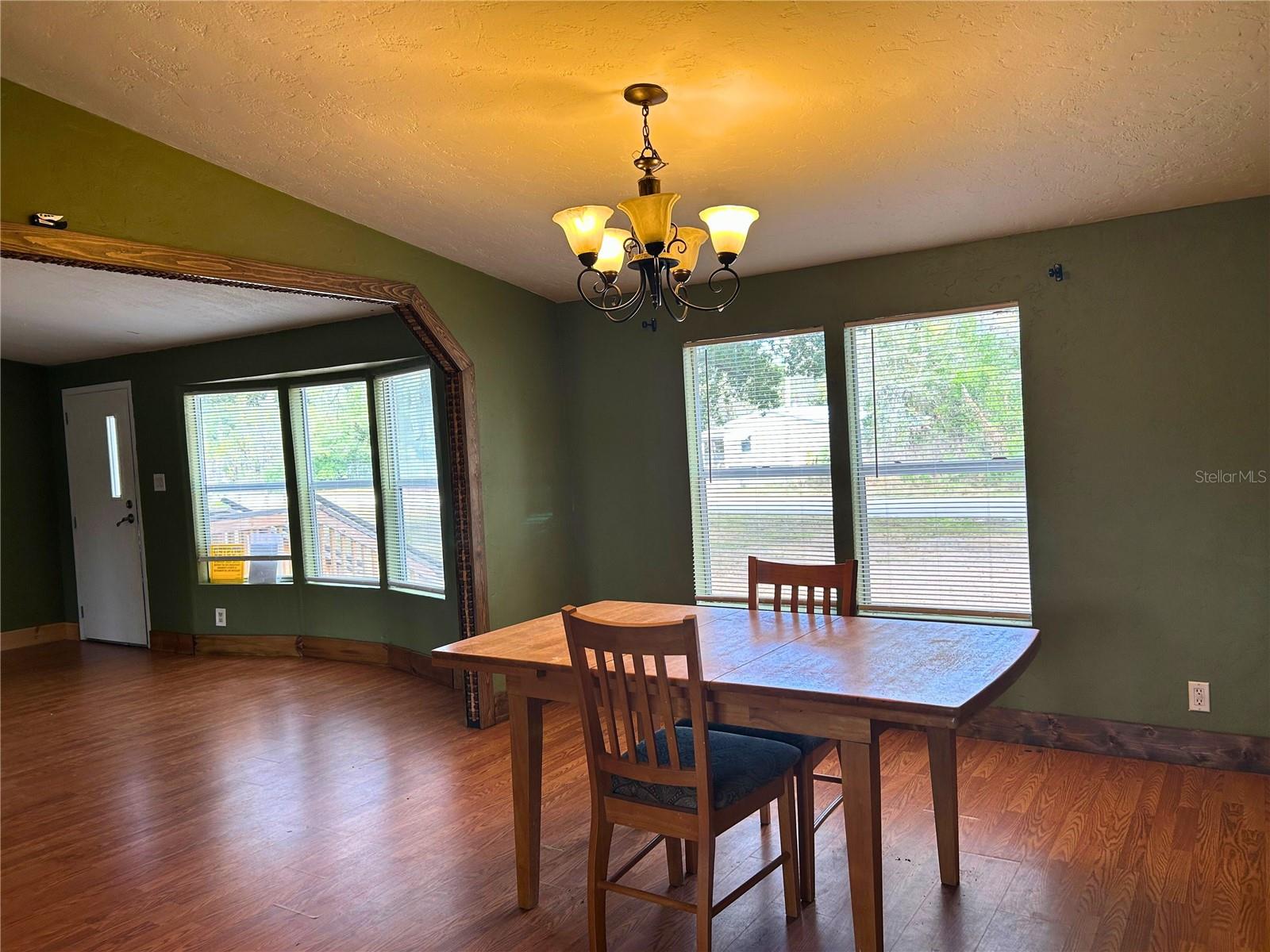 MOON LAKE ESTATES - Residential