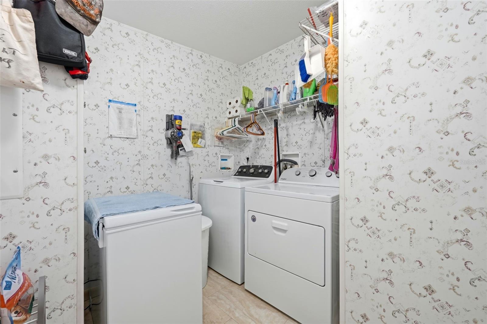 OAK RIDGE ESTATES - Residential