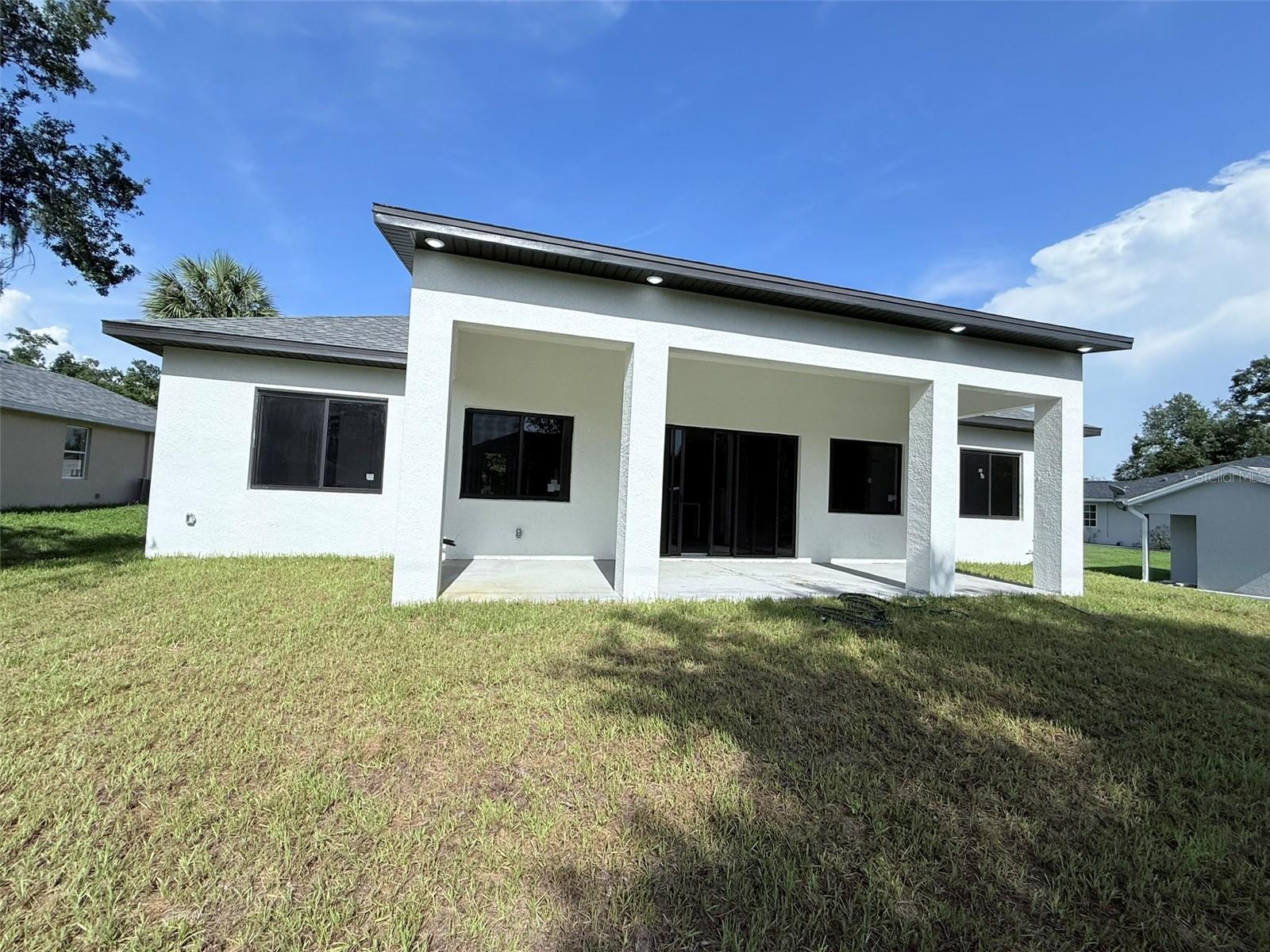 275 LECTURN STREET