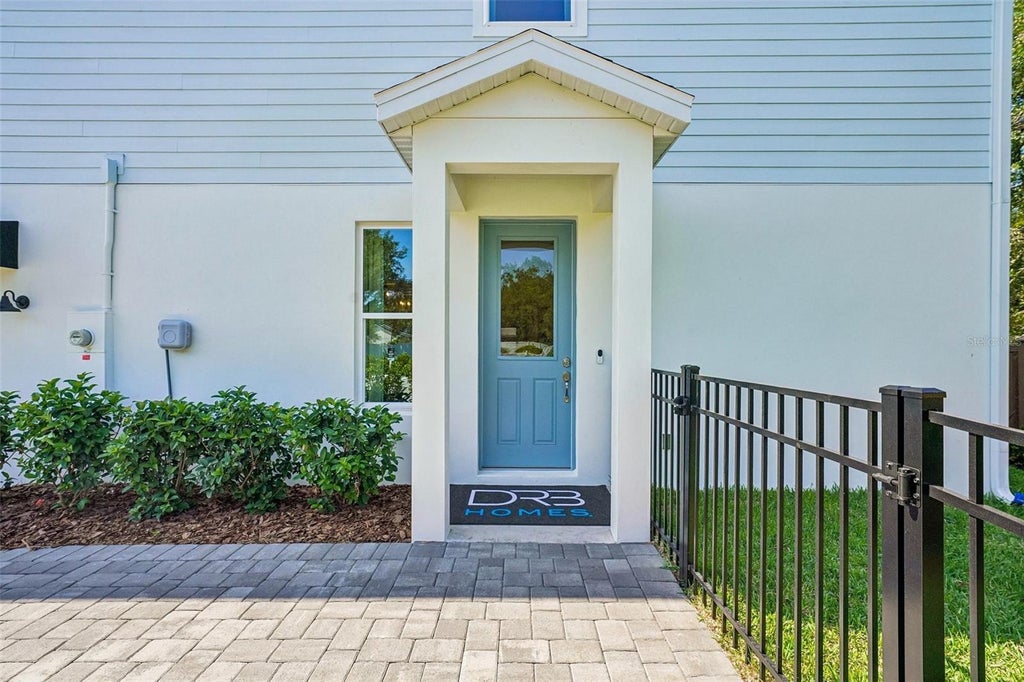 Photo of 648 Silver Stream Court, Brandon, FL 33511 (MLS # TB8536738)