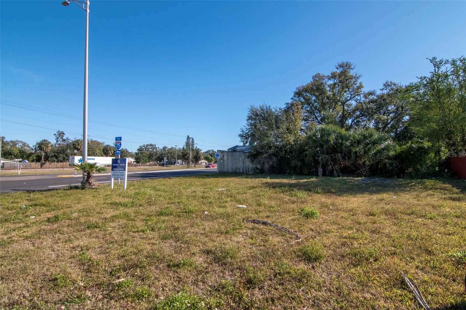 GIBSONTON ON THE BAY - Land