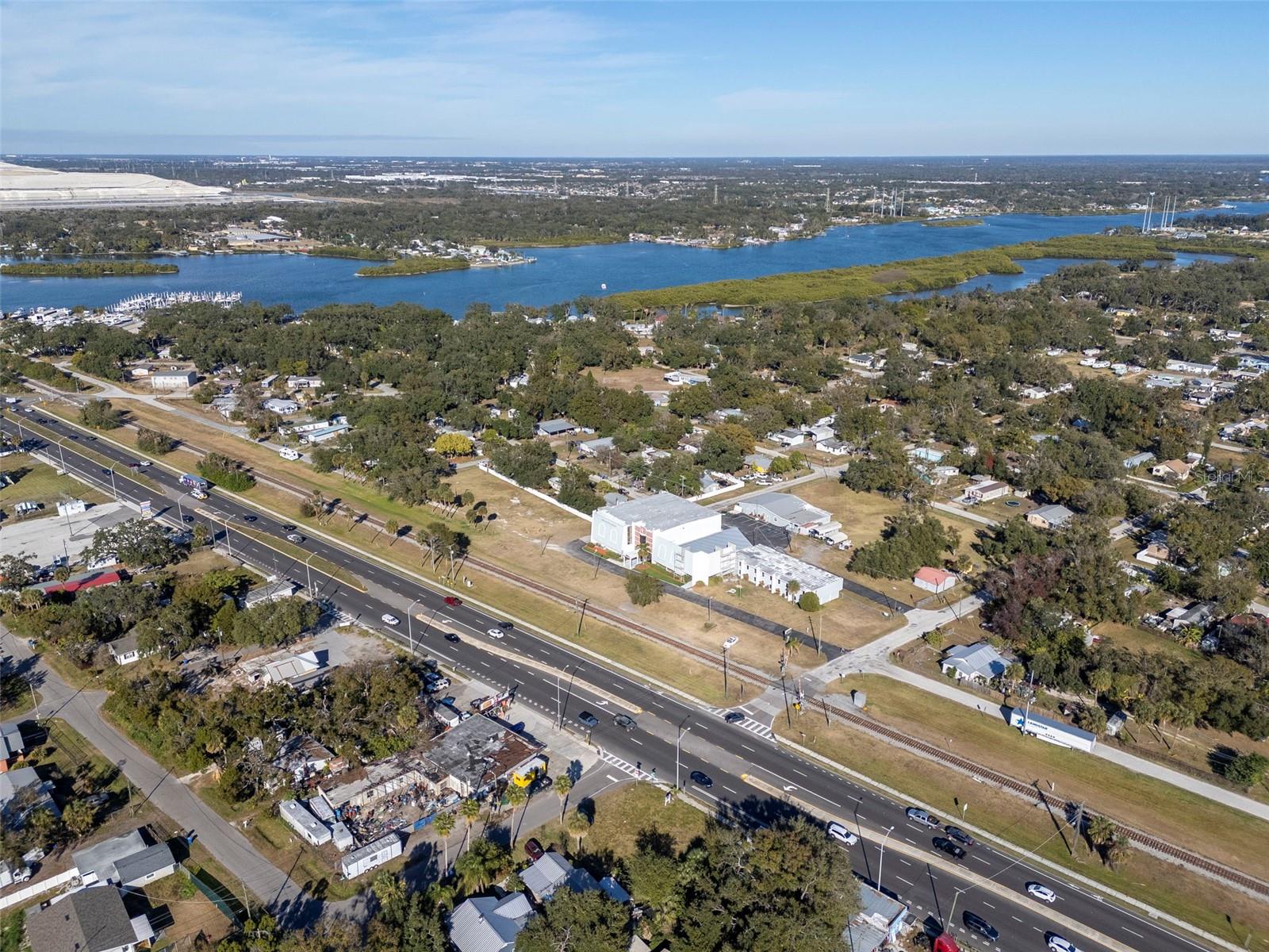 GIBSONTON ON THE BAY - Land